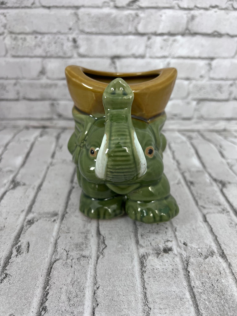 Gorgeous Elephant Figurine Style Ceramic Planter